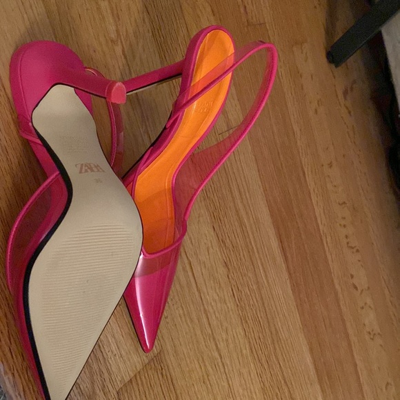 NWOT HOT PINK ZARA PUMPS - Picture 6 of 6